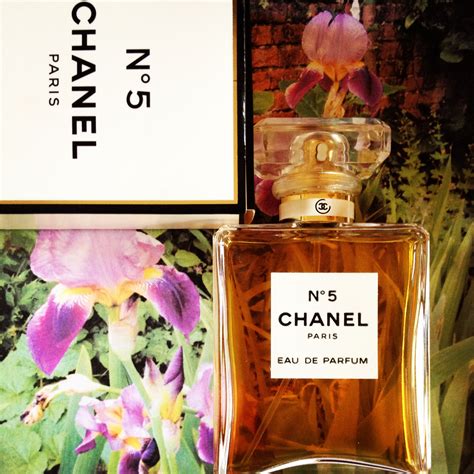 chanel no 5 perfume notes.